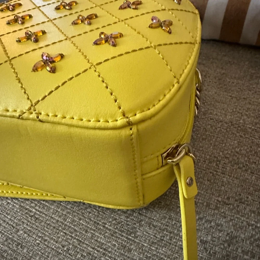 Kate Spade How Refreshing Pineapple Novelty  Women's Bag - Picture 10 of 16